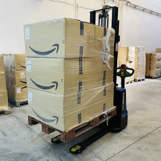Caja gigante, (HASTA 90 ARTICULOS NUEVOS) Valor 2100€